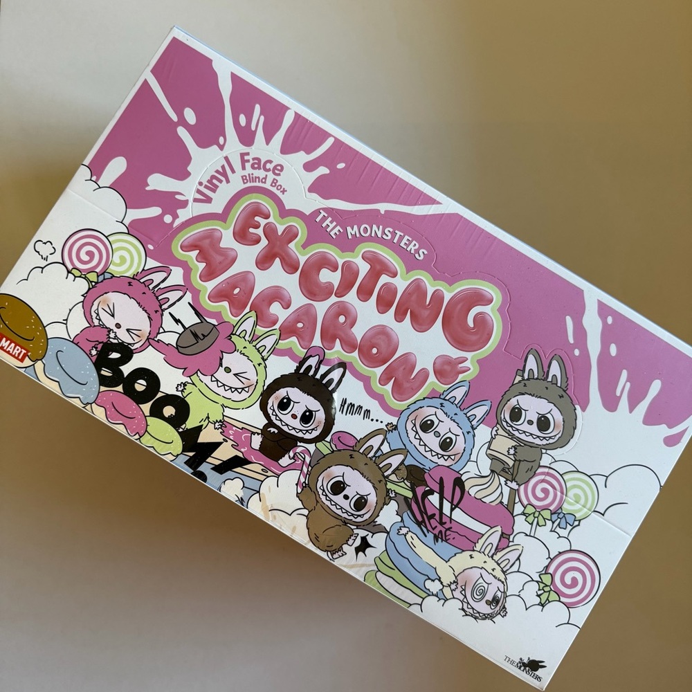 POP MART // labubu macaron full set